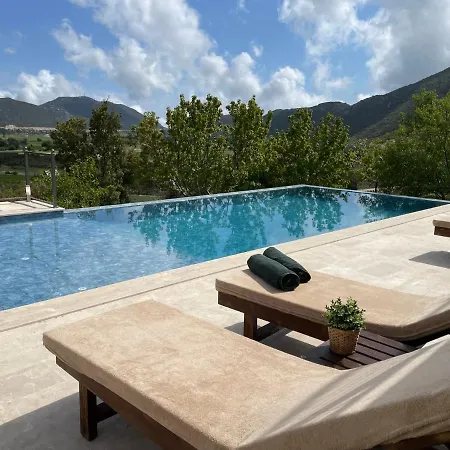 Bezirgan Inn Kalkan